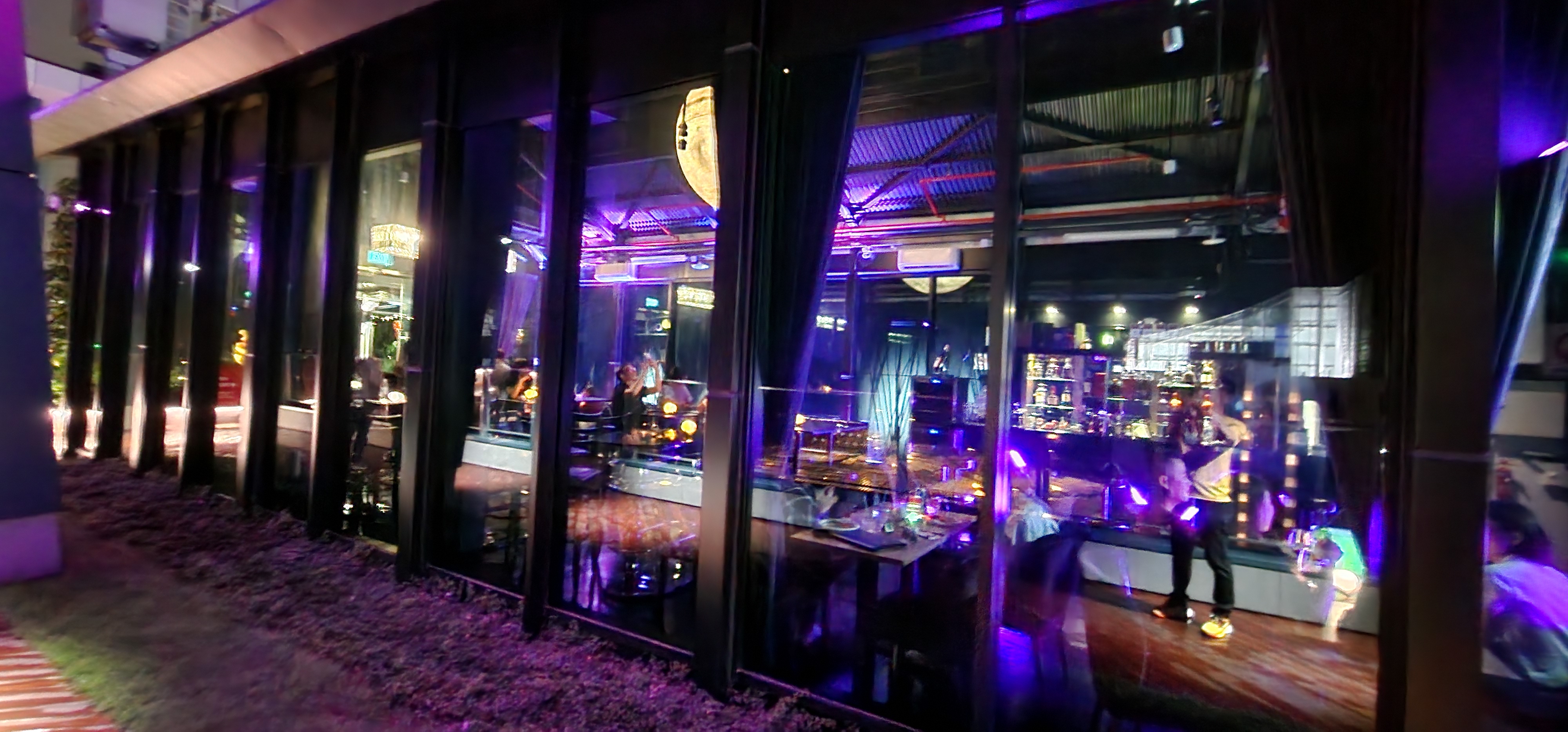 Moon Rooftop Bar and Lounge
